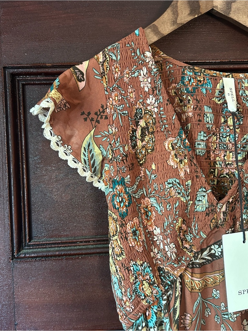 Spell Mojave Lily Shirred Maxi Dress in Amber Size XS Smocked Flutter Sleeve NWT - Picture 7 of 10